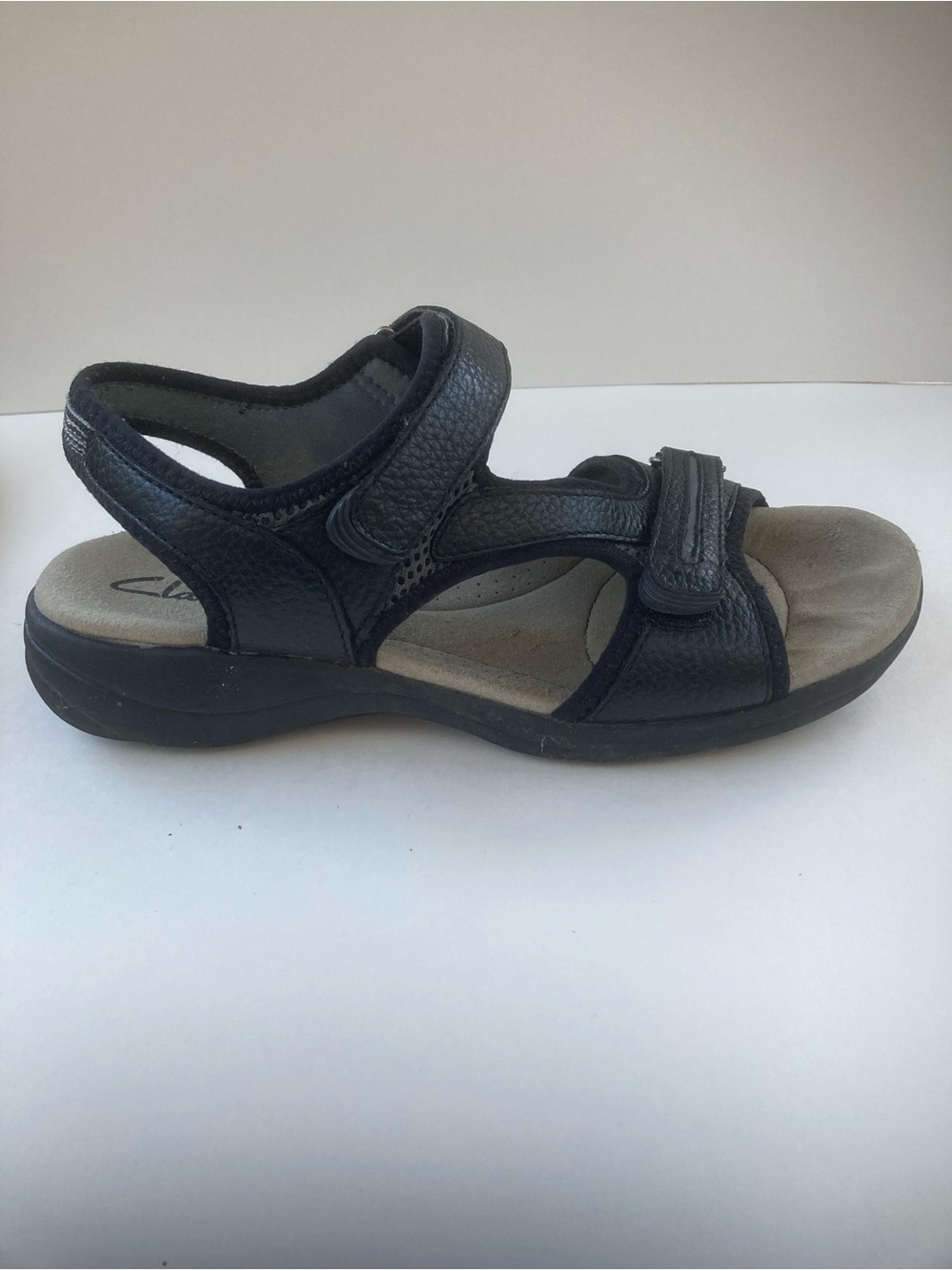 Clarks Black Leather Adjustable Strap Sandals - Picture 2 of 7